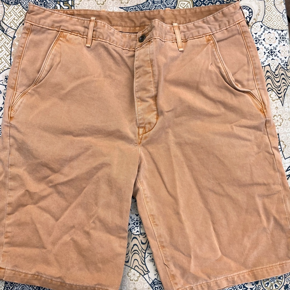 Levi’s shorts stone washed dyed size 34 waist